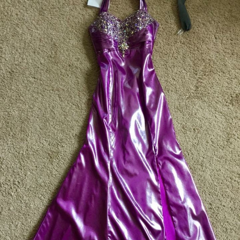 Night moves formal dress